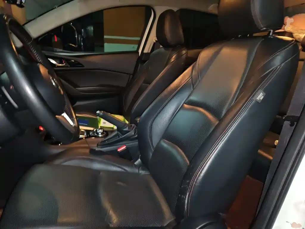 Mazda 3 Axela — миниатюра 16
