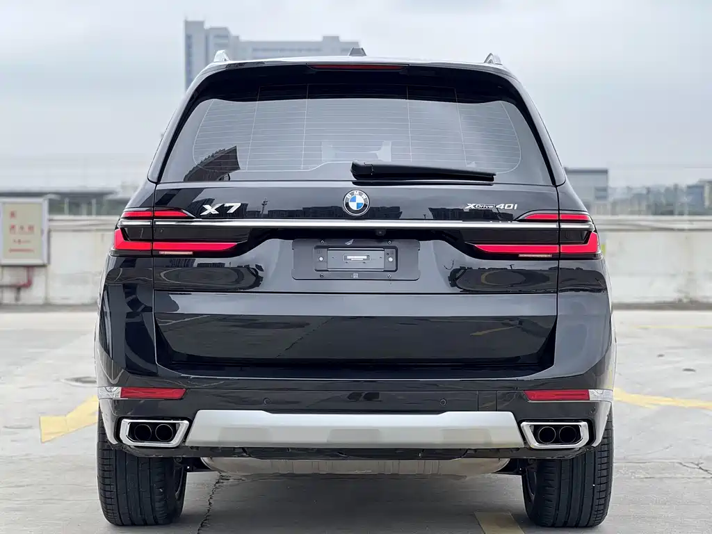 BMW X7 2024 xDrive40i Lead Luxury