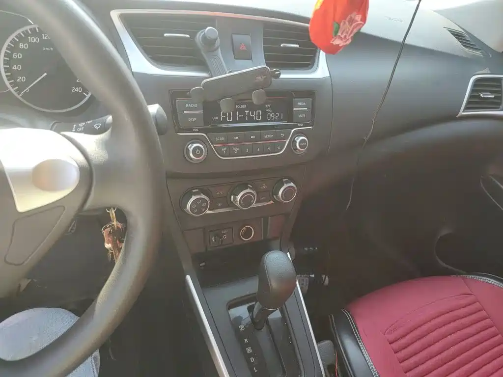 Nissan Sylphy — миниатюра 9