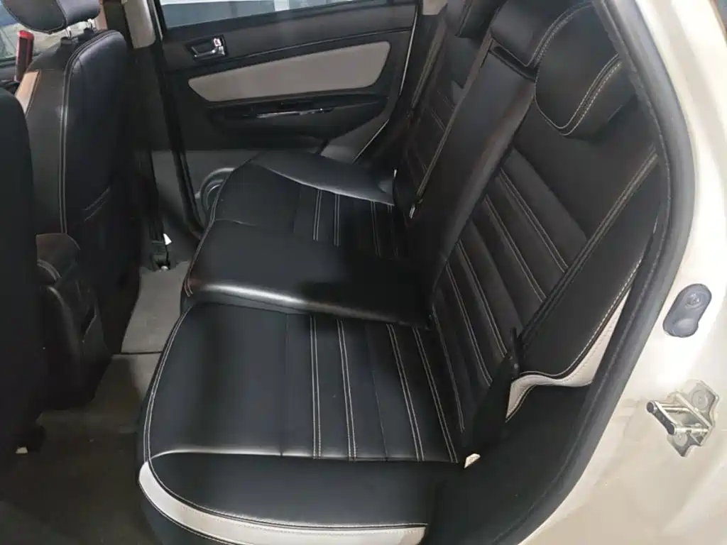 BAIC New Energy EC5 — миниатюра 17
