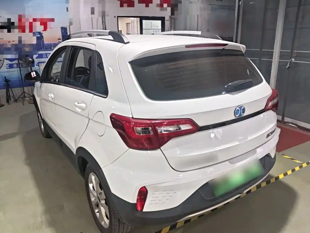 BAIC New Energy EC5 — миниатюра 5