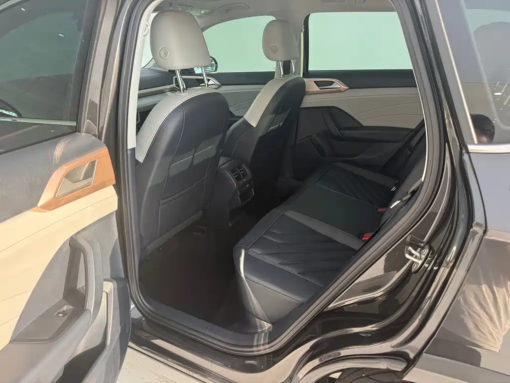 Volkswagen Tharu — миниатюра 14