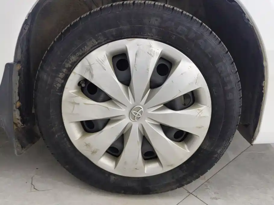 Toyota Yaris L — миниатюра 6