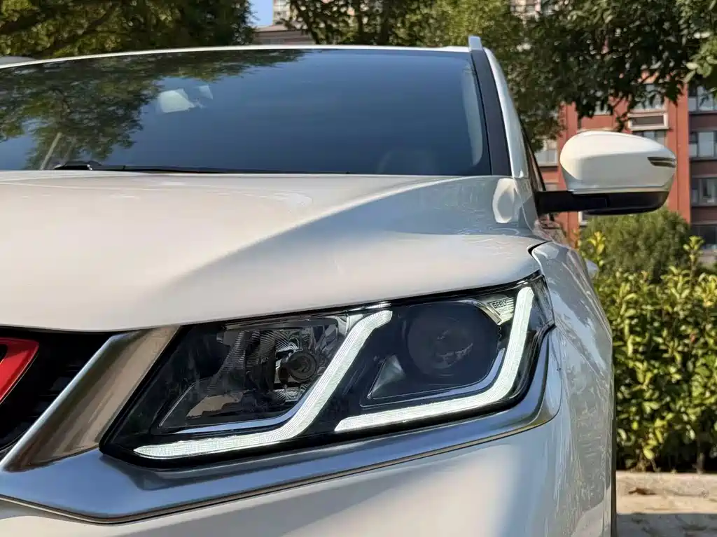 Geely Binyue — миниатюра 4