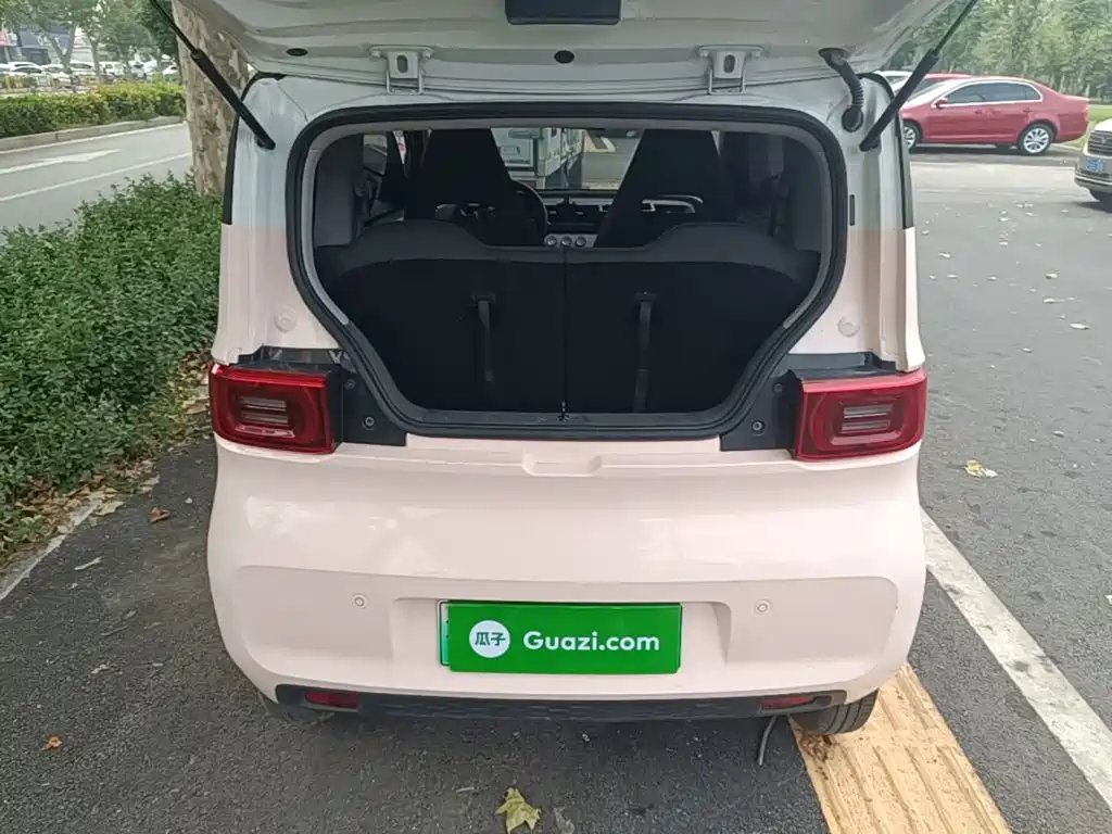 Wuling MINIEV — миниатюра 19
