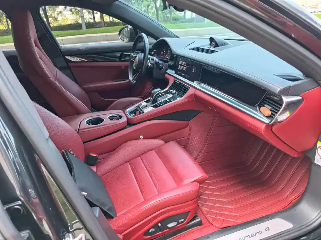 Porsche Panamera — миниатюра 6