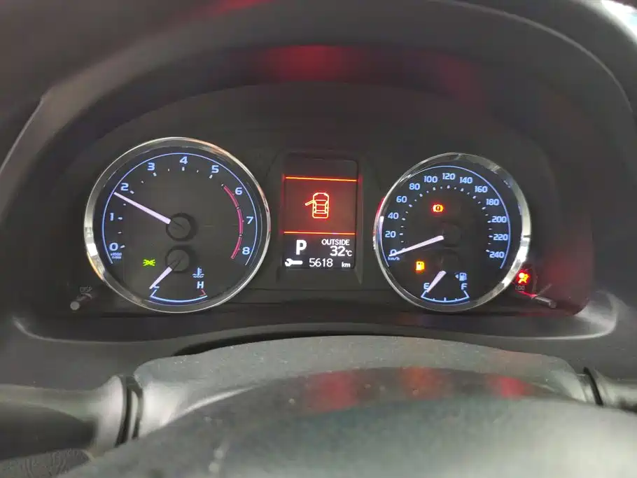 Toyota Corolla — миниатюра 14