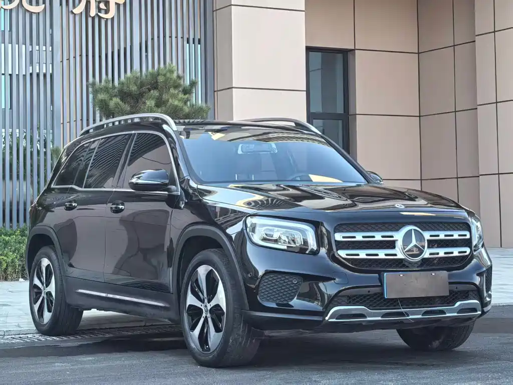 Mercedes-Benz GLB — миниатюра 2