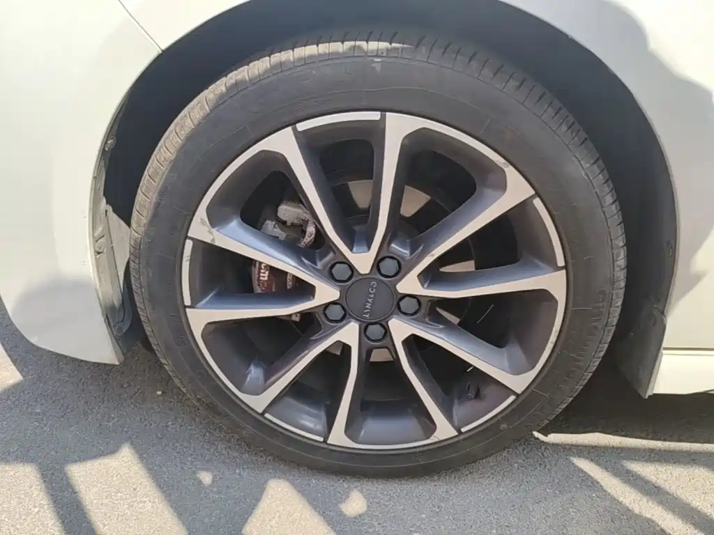 Lynk & Co 03 — миниатюра 25
