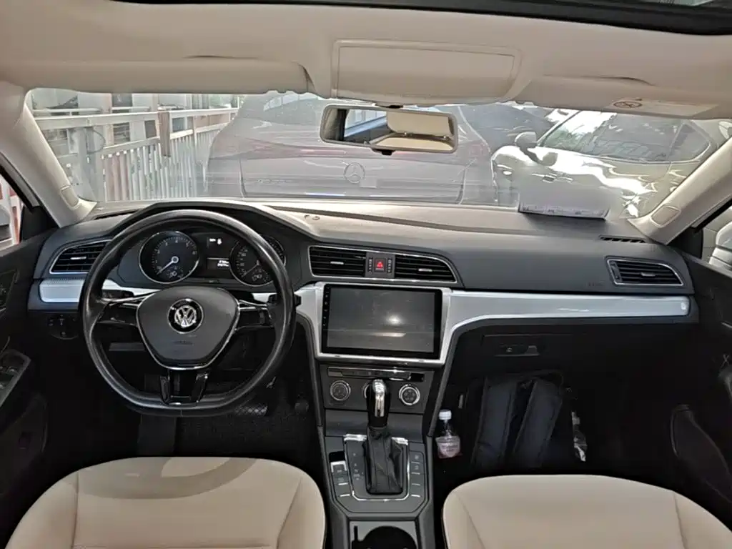 Volkswagen Lamando — миниатюра 10
