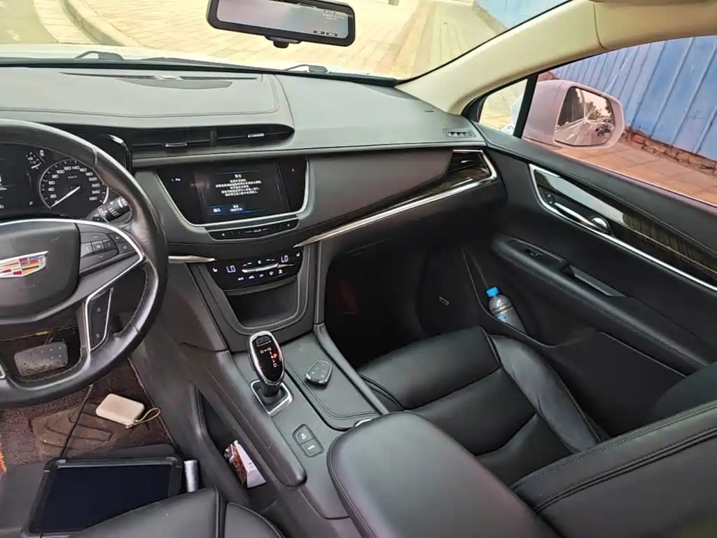 Cadillac XT5 — миниатюра 13