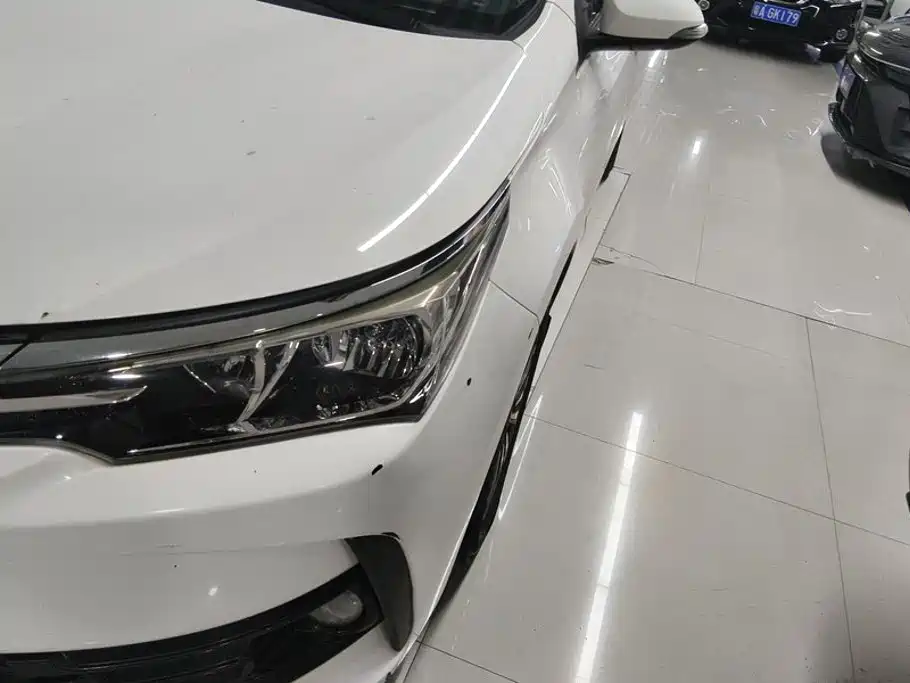 Toyota Corolla — миниатюра 5