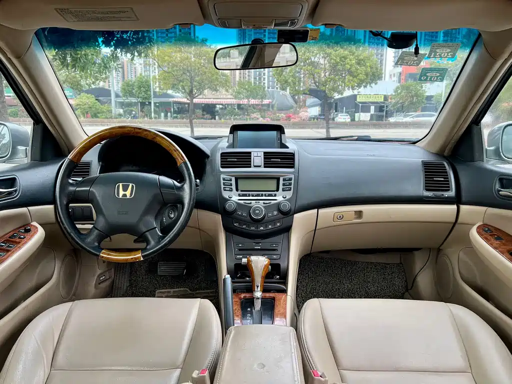 Honda Accord 2007 2.0L AT Comfort