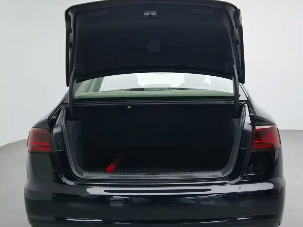 Audi A6L — миниатюра 16