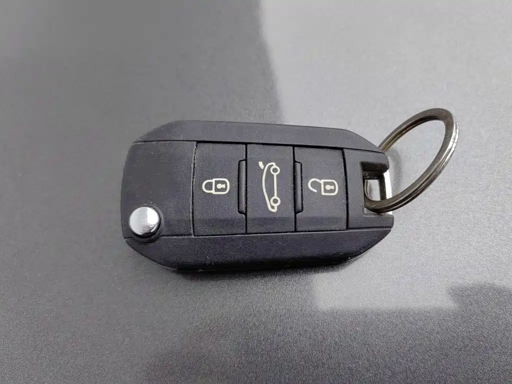 Citroen Elysee — миниатюра 19