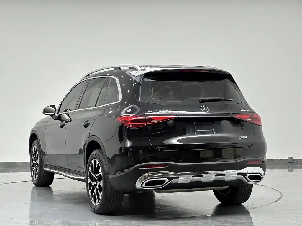 Mercedes-Benz GLC 2023 GLC 260 L 4MATIC 7 мест