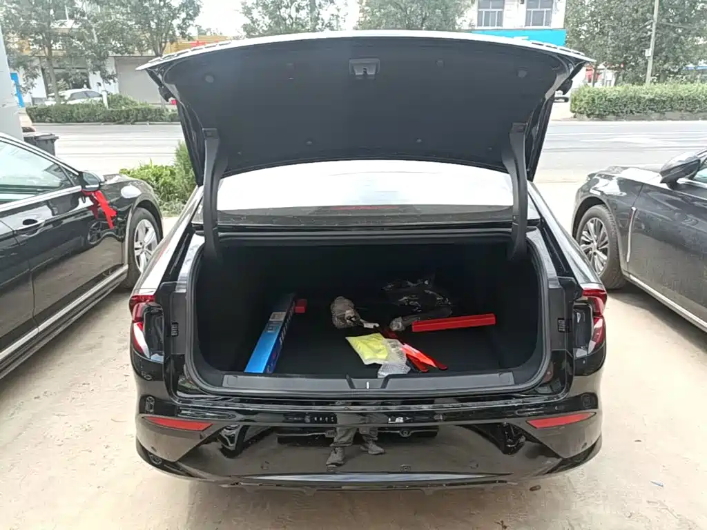 Wuling Xingguang — миниатюра 19