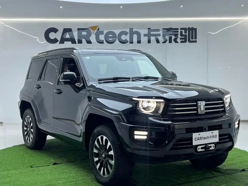 TANK TANK 700 NEW ENERGY