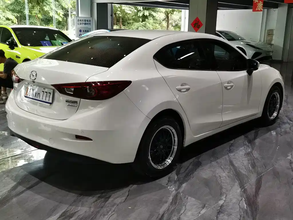 Mazda 3 Axela — миниатюра 20