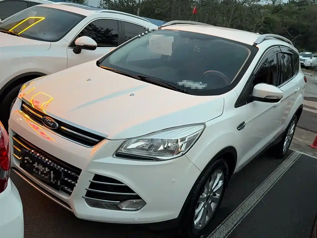 Ford Kuga 2016