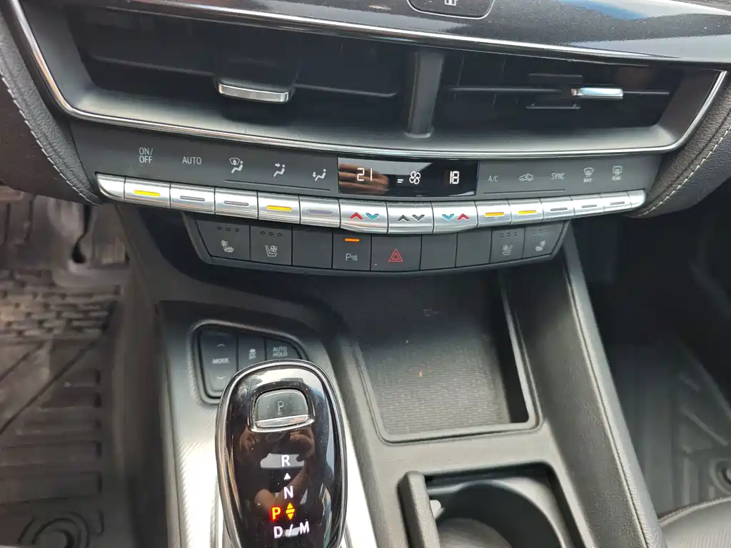 Cadillac CT5 — миниатюра 16
