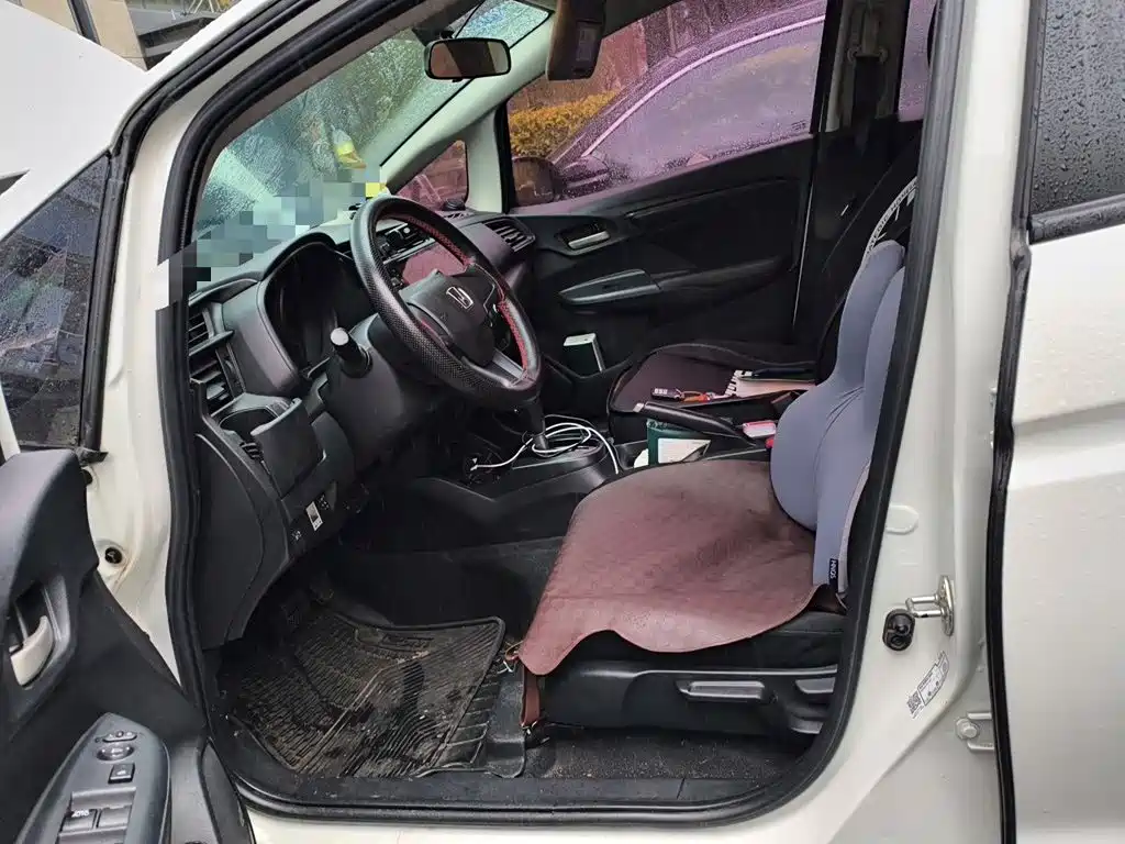 Honda Fit — миниатюра 18