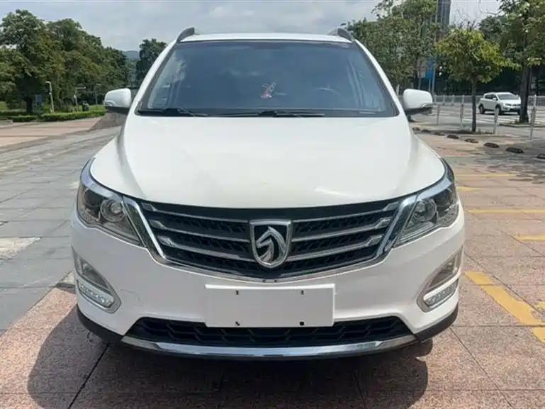Baojun 560 2016 1.8L MT Comfort