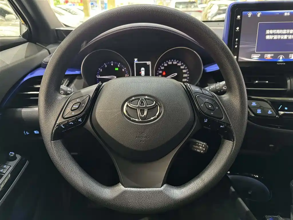 Toyota IZOA - фото 10