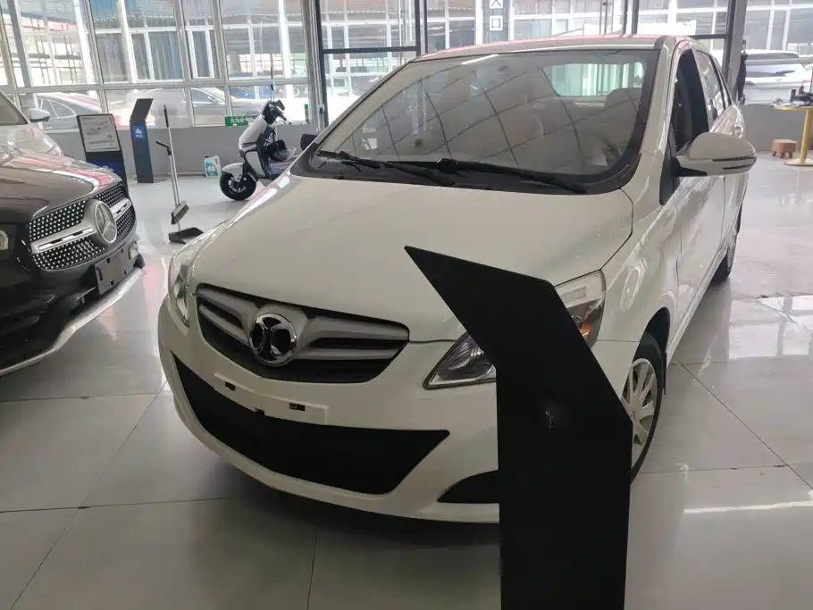 BAIC E-Series — миниатюра 2