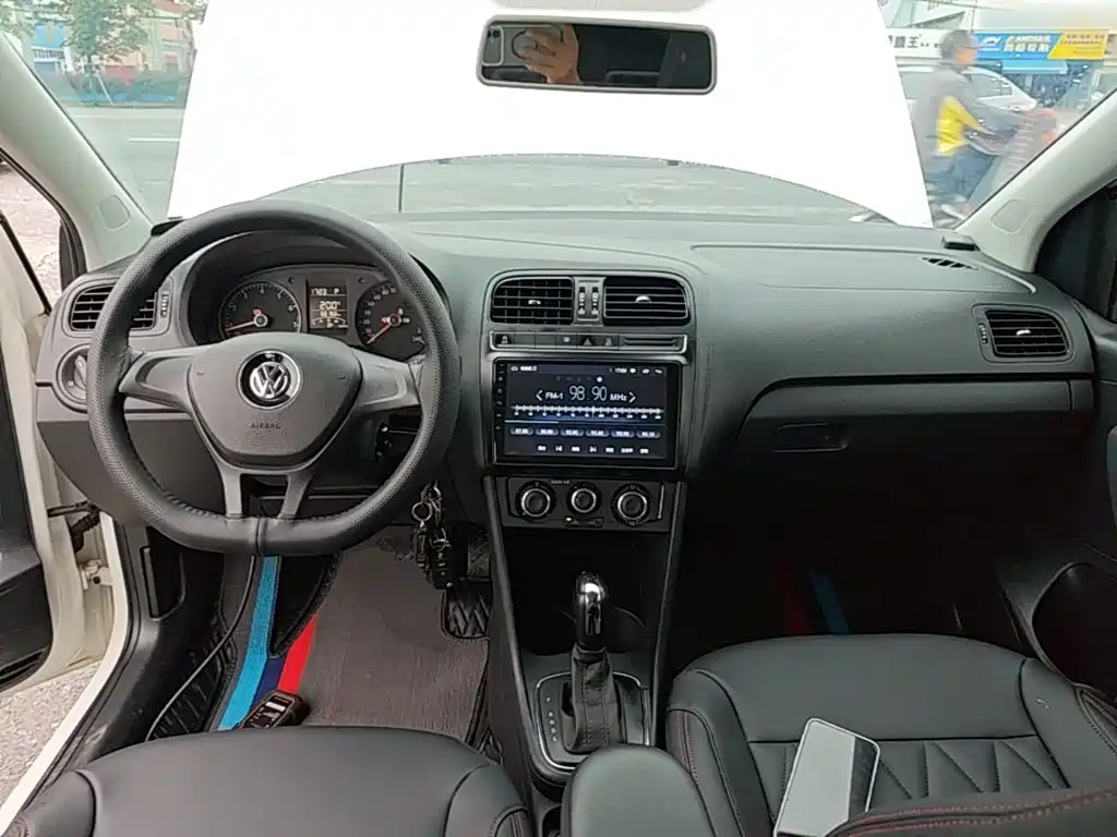 Volkswagen Polo — миниатюра 10
