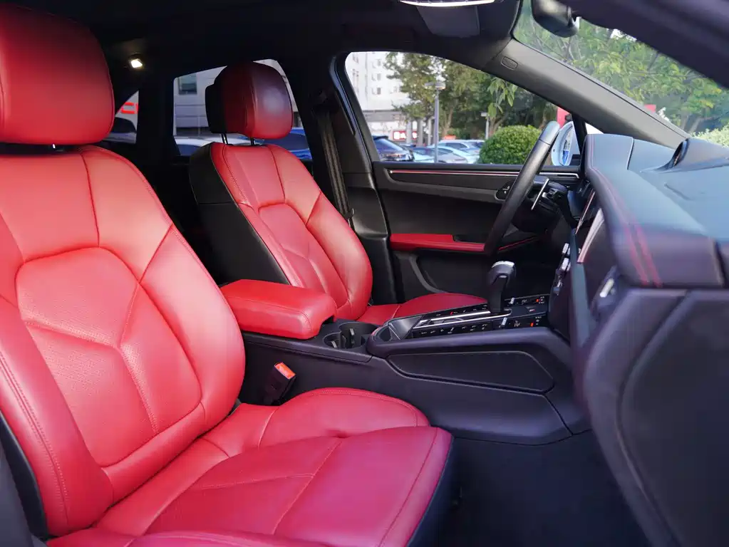 Porsche Macan — миниатюра 5