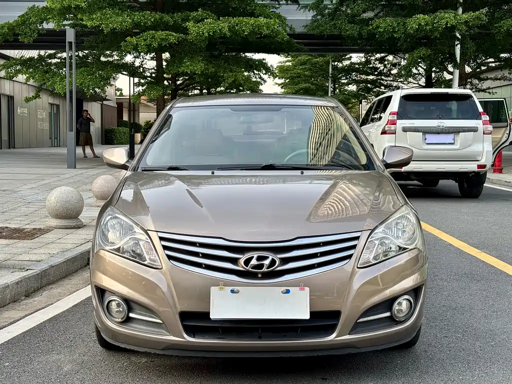 Hyundai Elantra 2011 1.6L AT Comfort