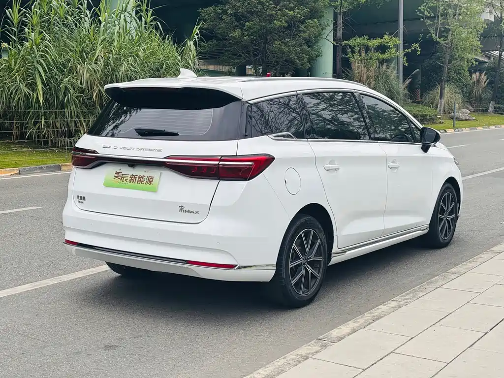 BYD MAX New Energy — миниатюра 5