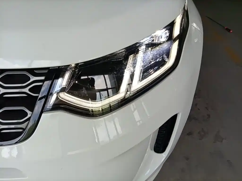 Land Rover Discovery Sport — миниатюра 24
