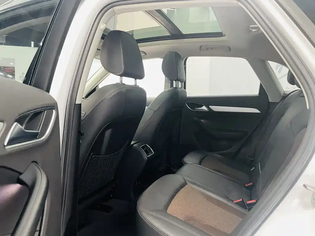 Audi Q3 — миниатюра 10