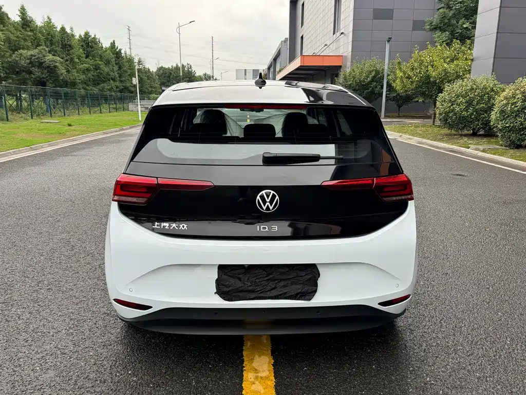 Volkswagen ID.3 — миниатюра 18