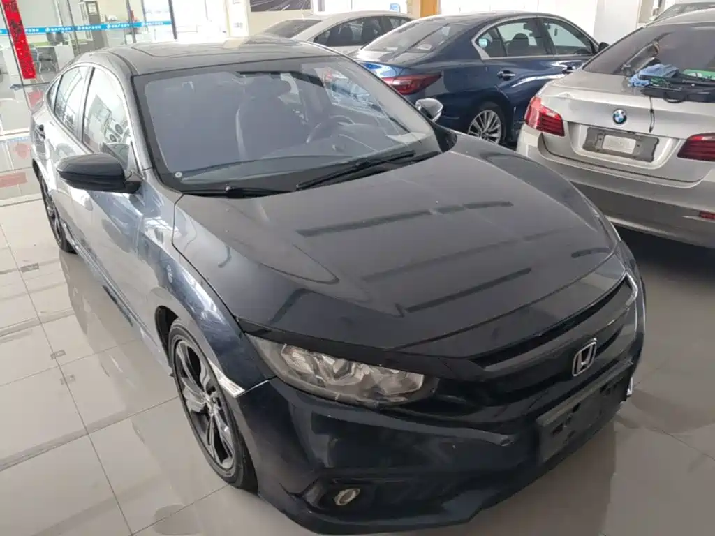 Honda Civic — миниатюра 4
