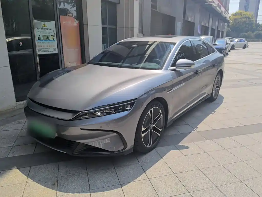 BYD Han — миниатюра 2