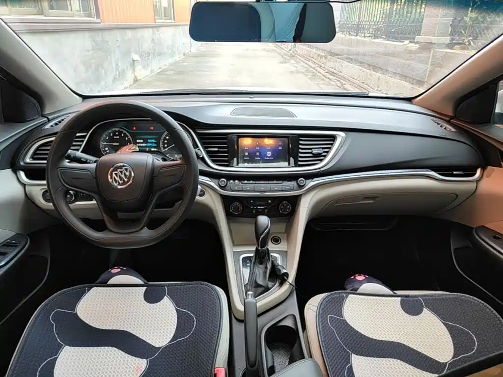 Buick Excelle — миниатюра 10