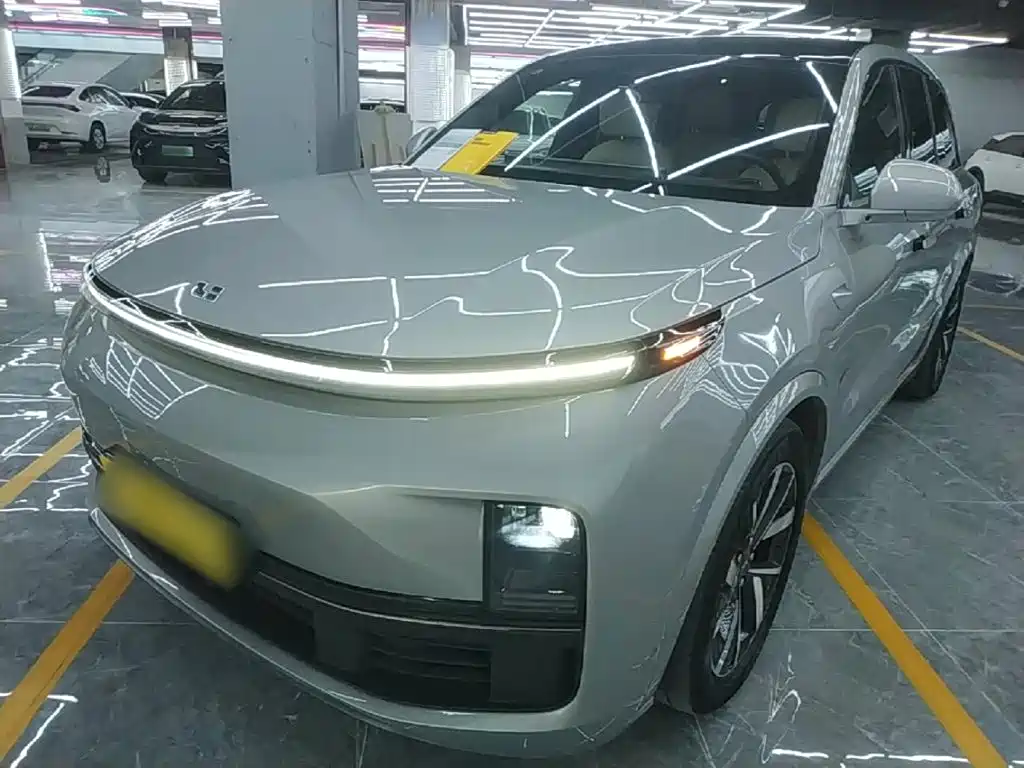 Li Auto Li L8 — миниатюра 2