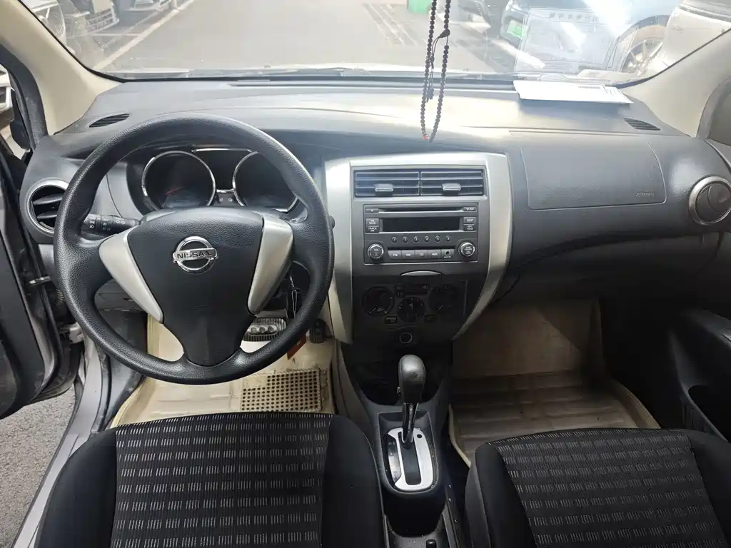 Nissan Livina — миниатюра 11