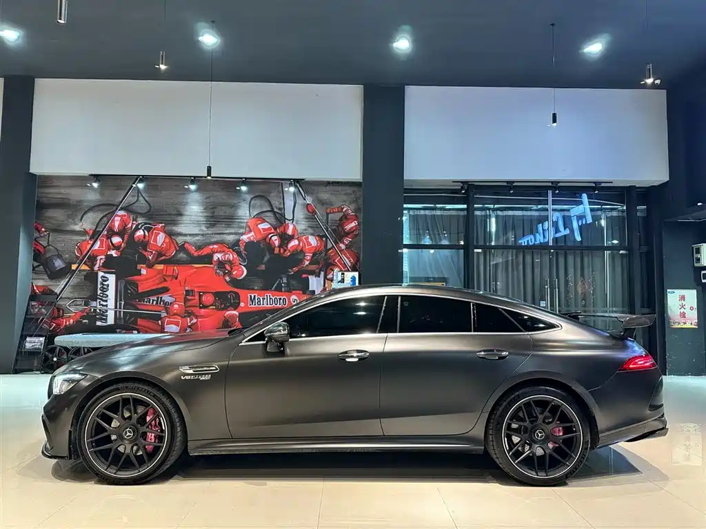 MERCEDES-BENZ AMG GT