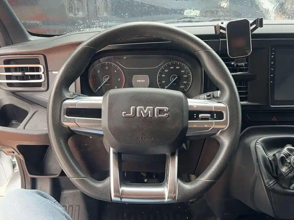JMC JMC Fushun — миниатюра 3