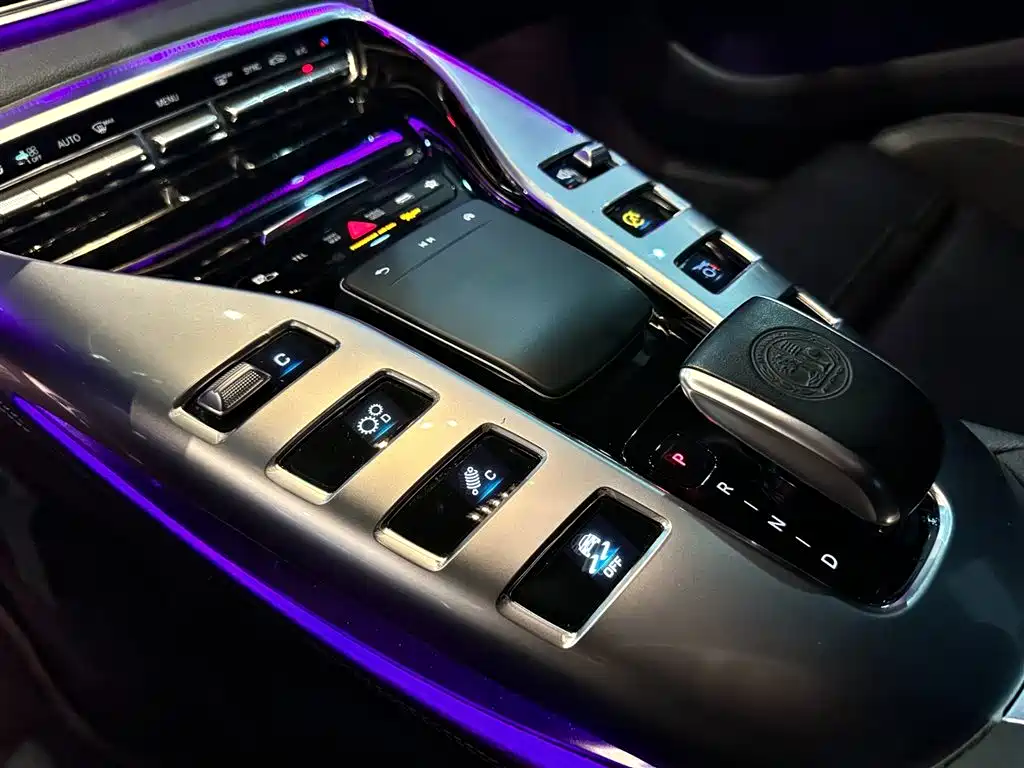 MERCEDES-BENZ AMG GT