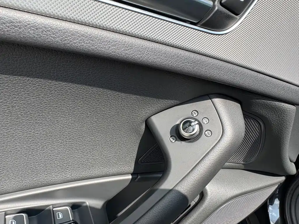 Audi A6L — миниатюра 16