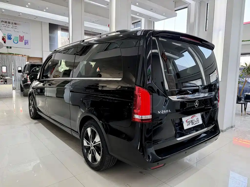 MERCEDES-BENZ V CLASS