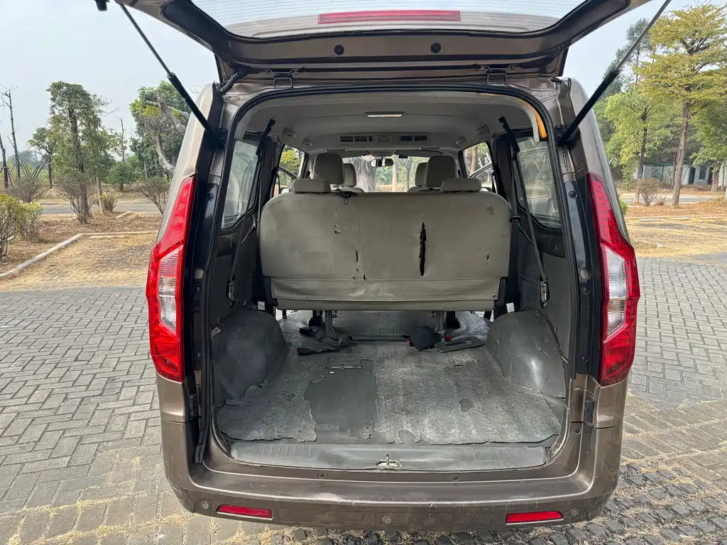 WULING WULING JOURNEY CLASSIC