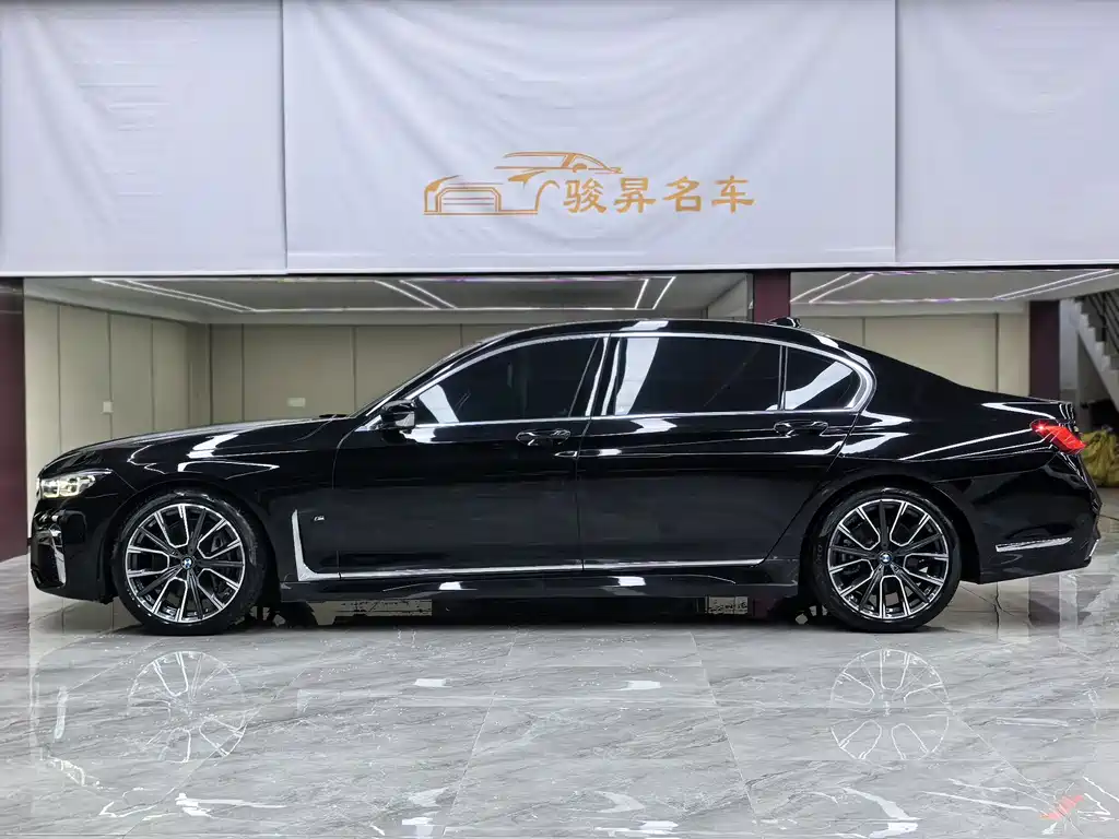 BMW 7 Series 7 2019 740Li Lead M Sport