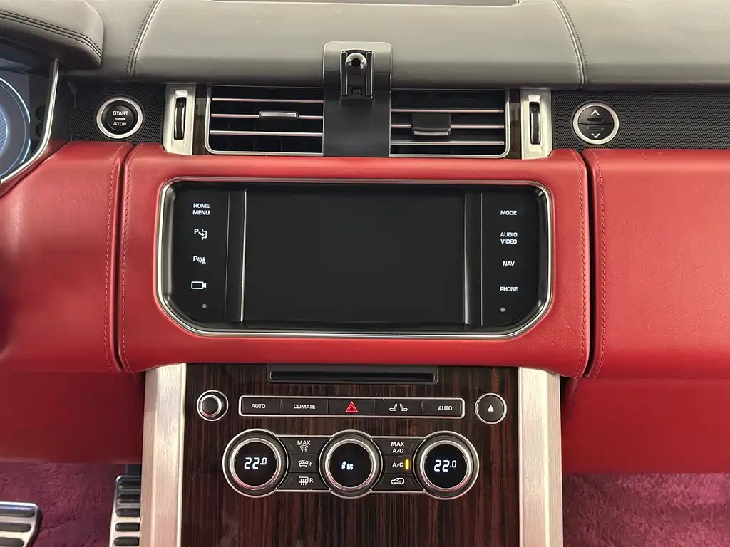Land Rover Range Rover — миниатюра 20