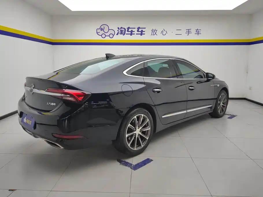 Buick LaCrosse — миниатюра 3